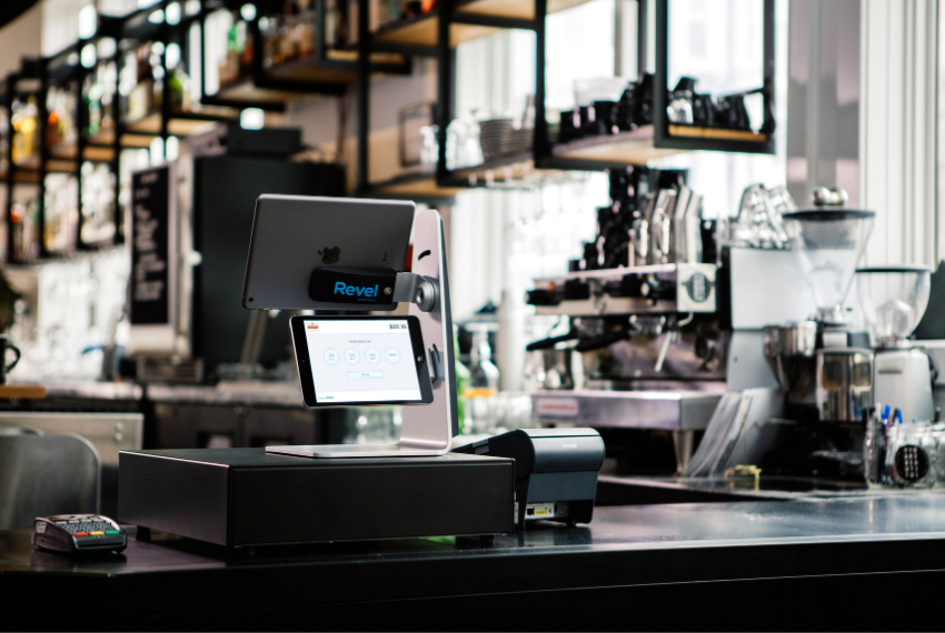 Technology in Restaurants New & Helpful Systems & Trends